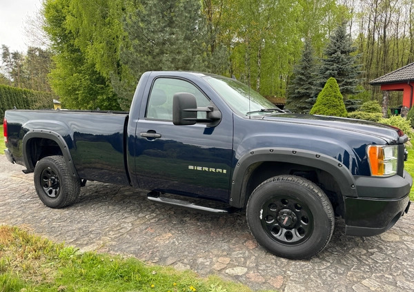 GMC Sierra cena 43000 przebieg: 184084, rok produkcji 2008 z Włocławek małe 667